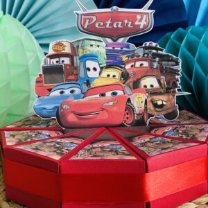 Traktatie taart Cars/McQueen